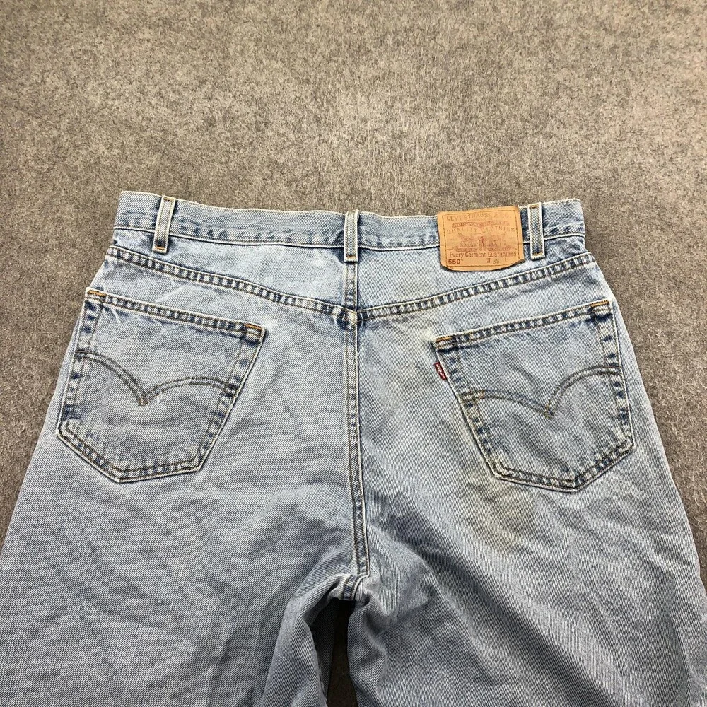 Levis 550 Shorts Mens 36 Blue Denim Bermuda Relaxed Fit 9 Inseam Casual Summer